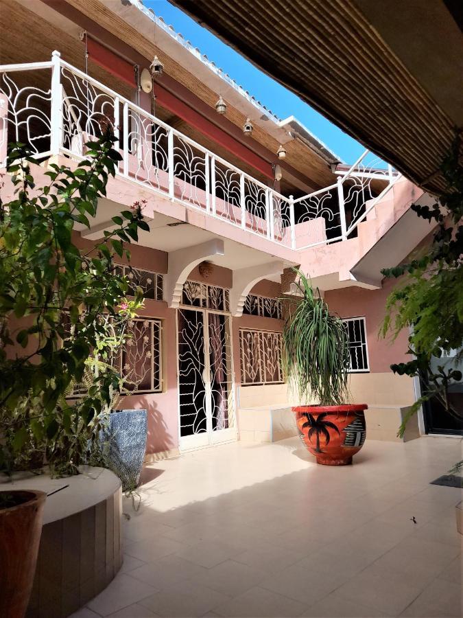 Auberge Le Baobab Saly Portudal Eksteriør billede